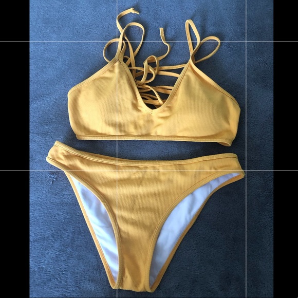 yellow Zaful bikini - Picture 2 of 3
